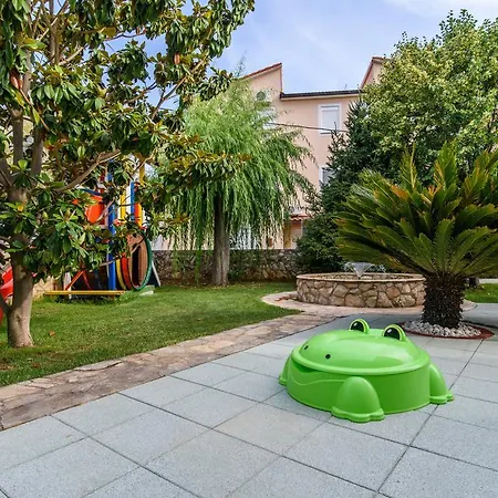 Dubravka Apartamento Trogir